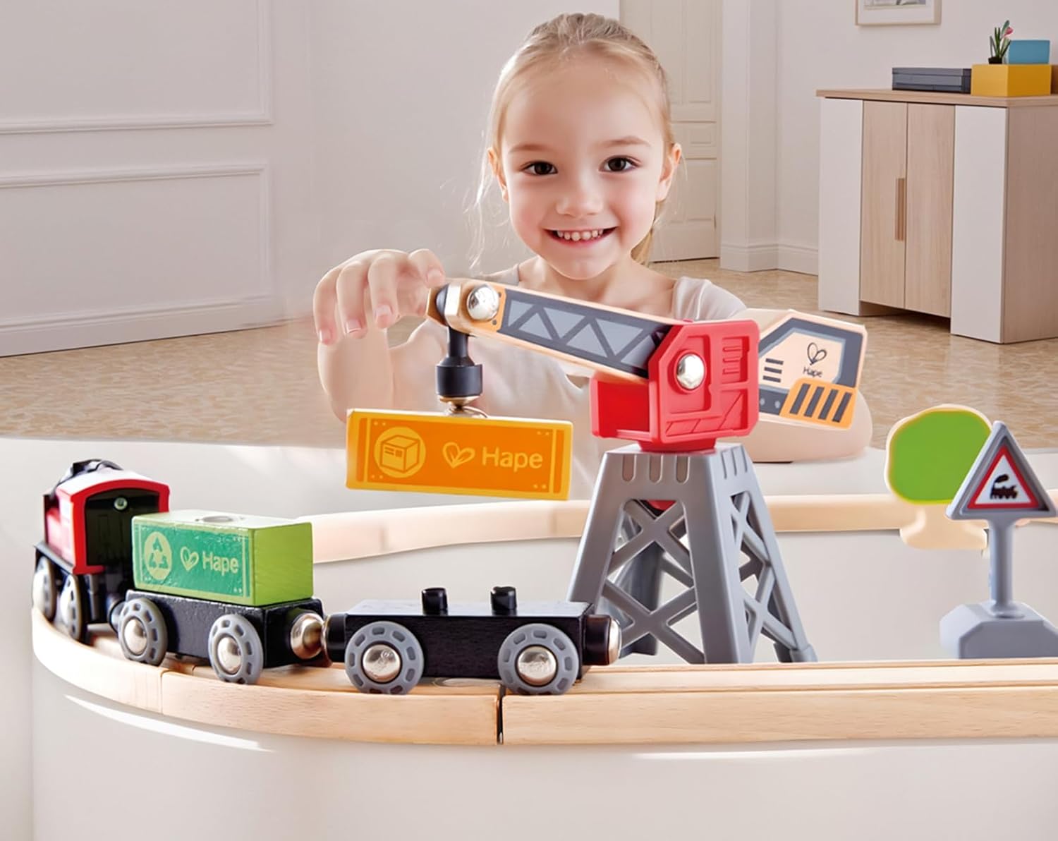 Cargo Delivery Loop Railway Set Hape