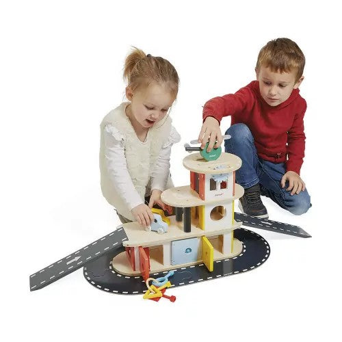 Wooden Car Garage Janod