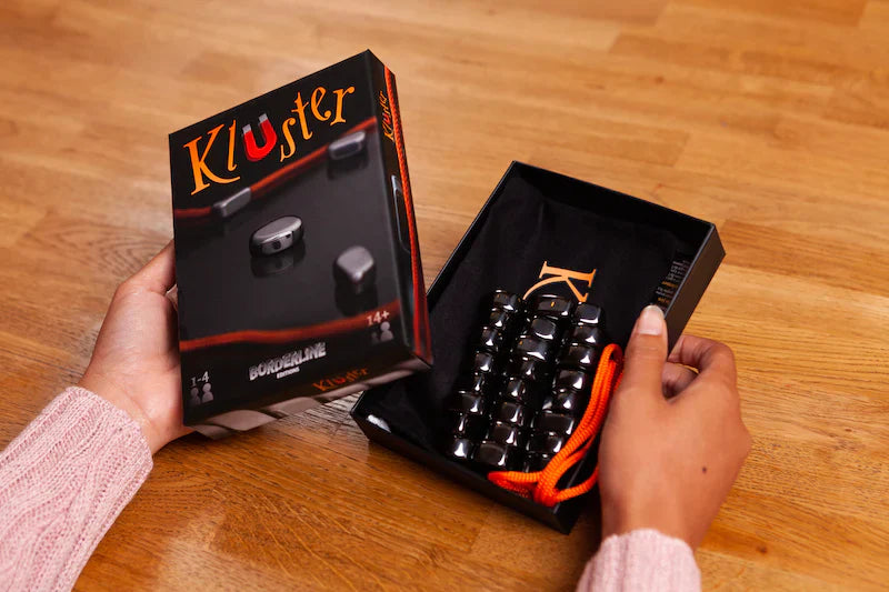 Kluster Magnetic Party Game