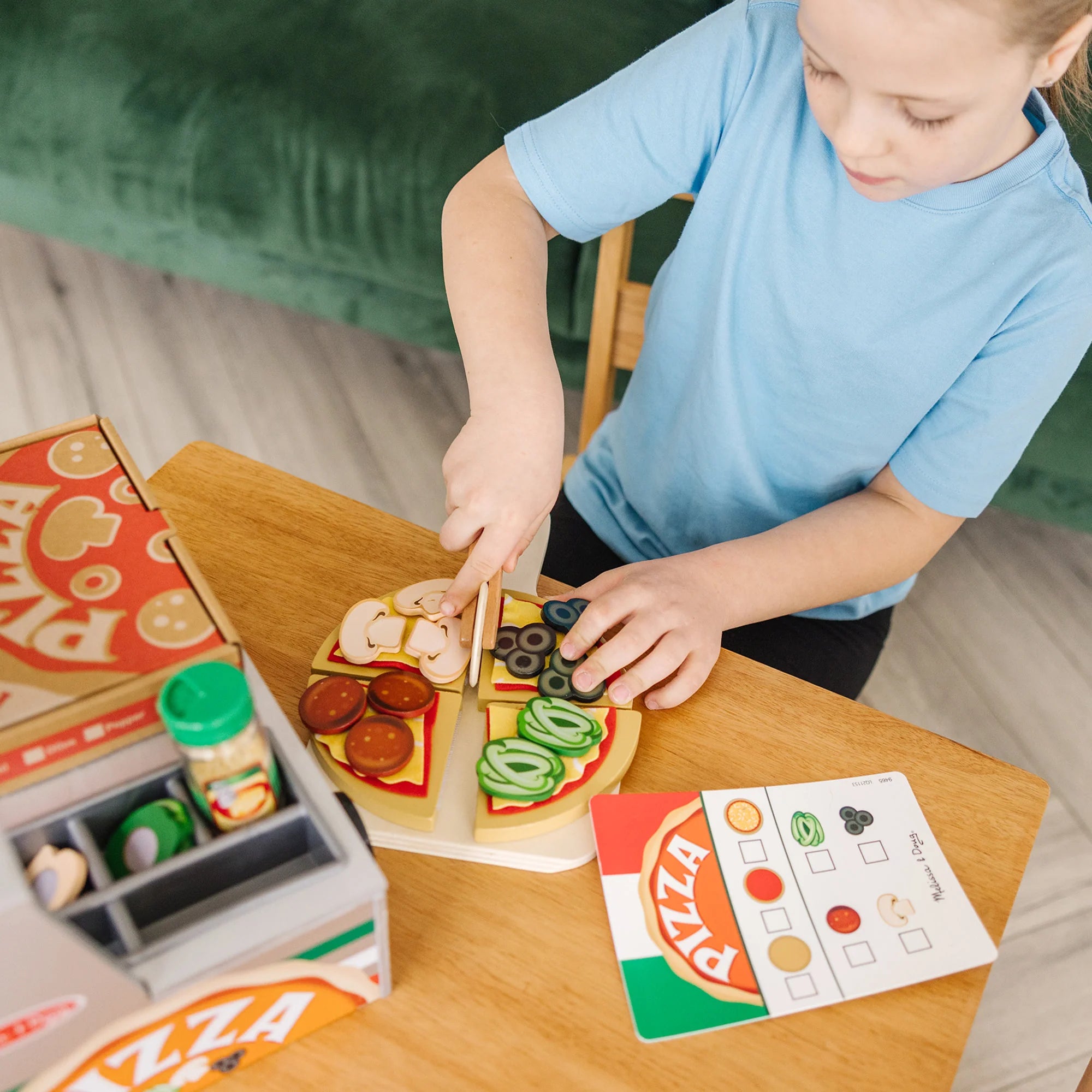 Top & Bake Pizza Counter - Wooden Play Food Melissa and Doug