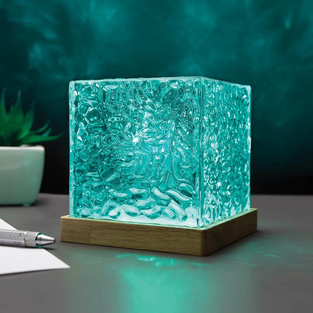 RED5 Northern Light Projector Cube Lamp