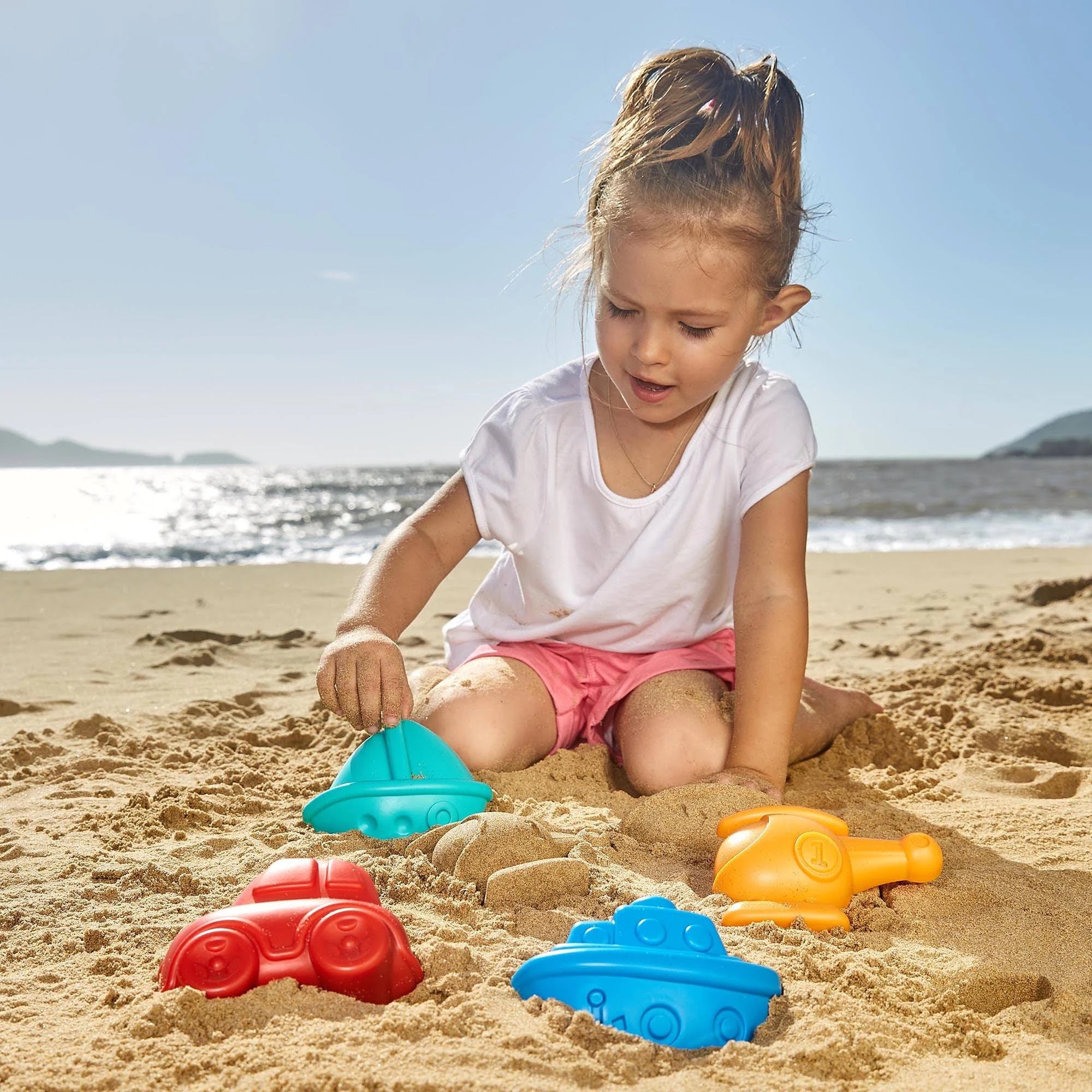 Travel Sand Mold Set Hape