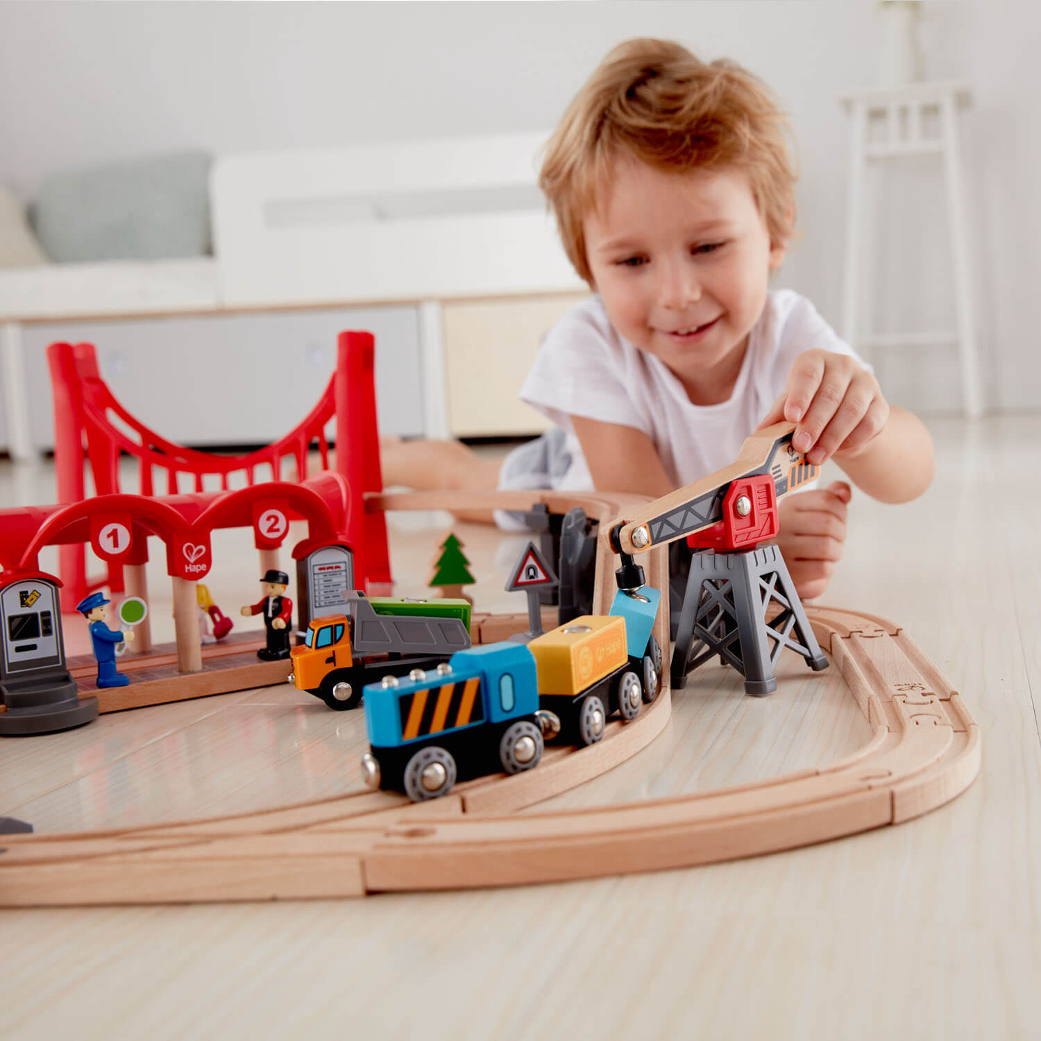 Hape Busy City Rail Set