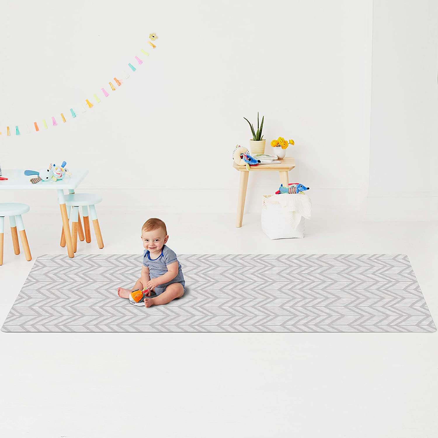 Reversible Playmat (Wipeable) - Little Travellers Skip Hop