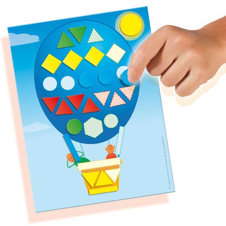 I learn to recognize shapes