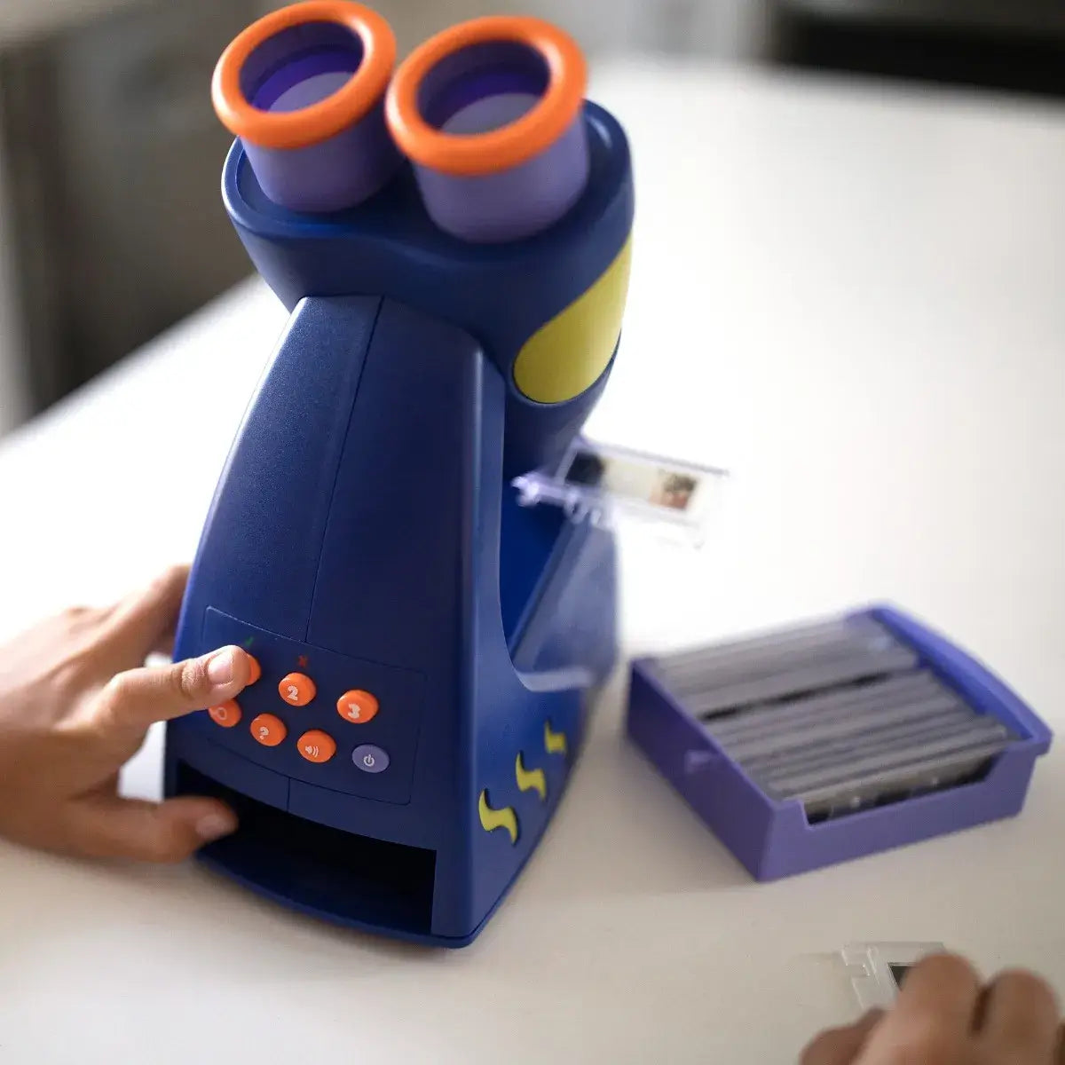 GeoSafari Jr Talking Microscope