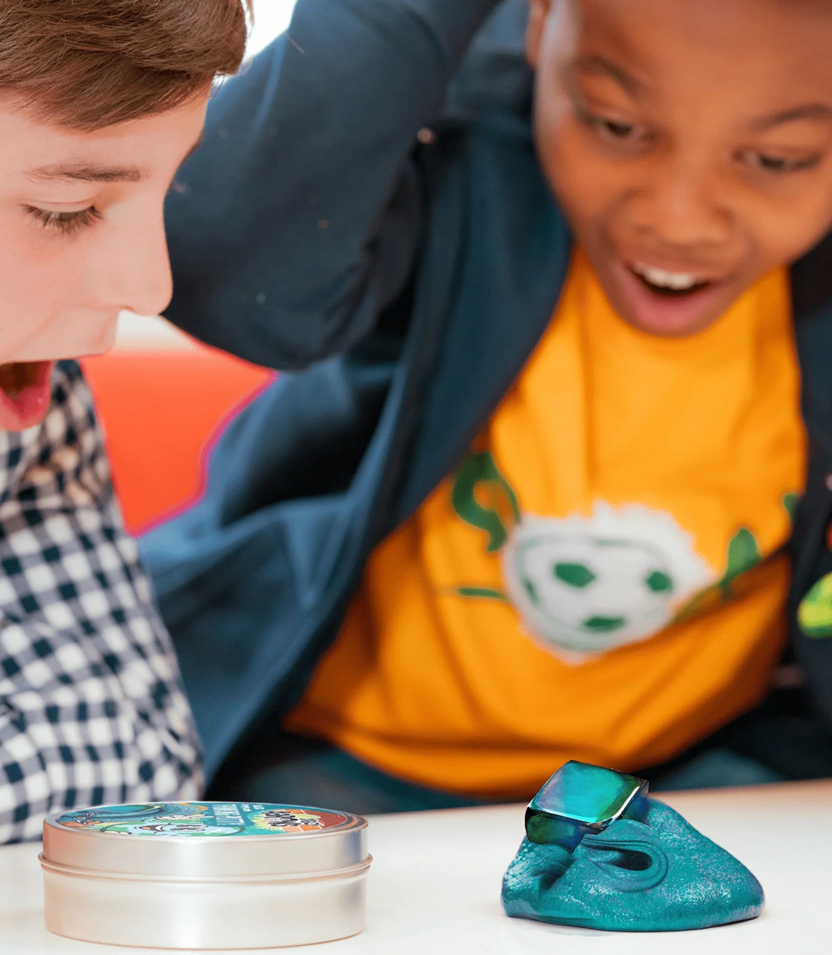 Magnetic Happy Earth crazy aarons