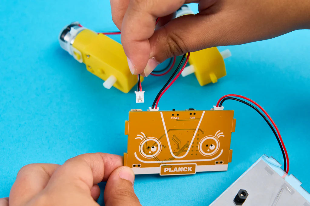 CircuitMess STEM Adventure Planck