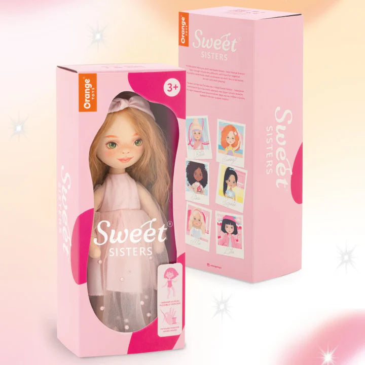 Sweet sisters Sunny in a light pink dress