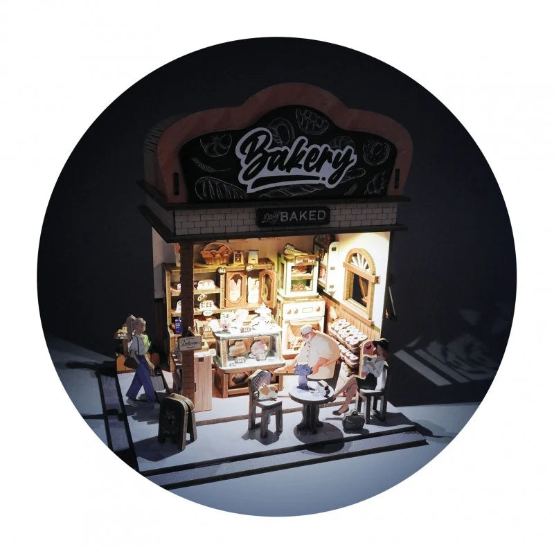 179 pcs Wooden Puzzle - Bakery with Light