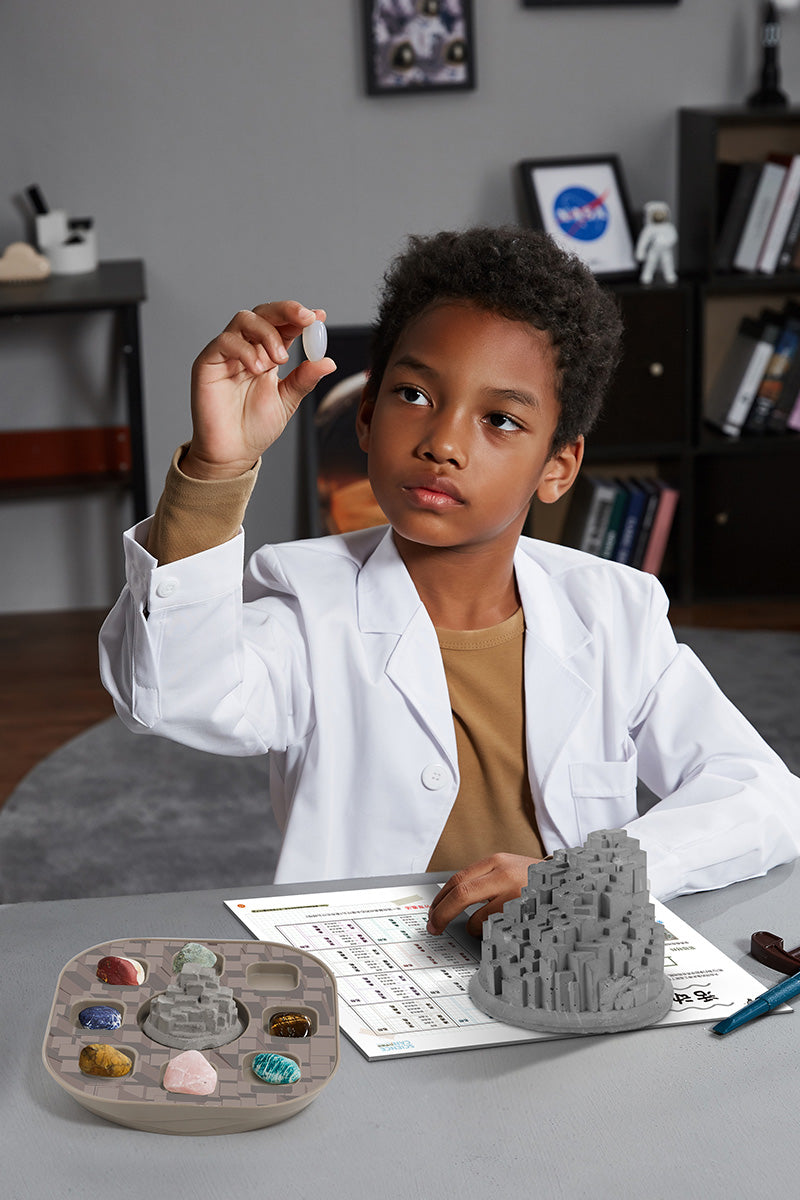 Ireland's Giant's Causeway Gemstone Dig Kit