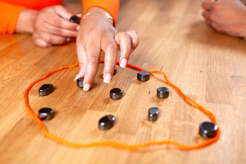Kluster Magnetic Party Game