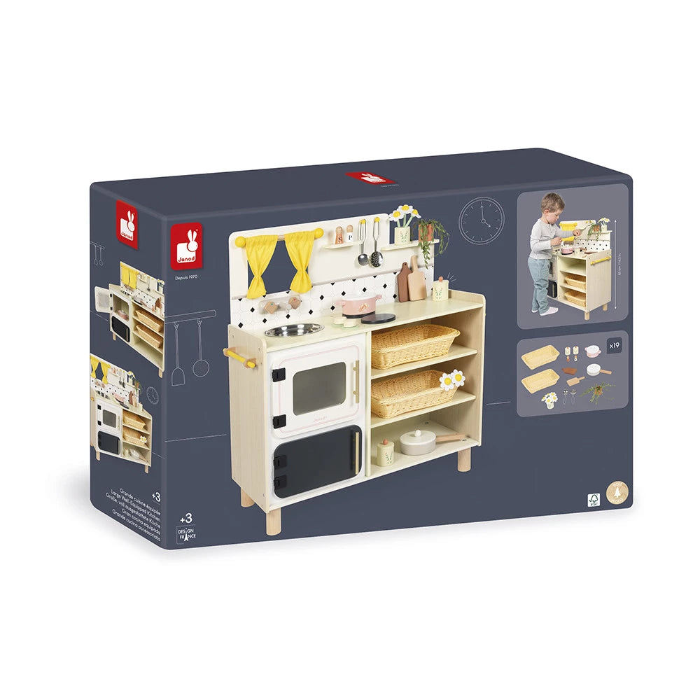 Shiny Grandma large wooden kitchen