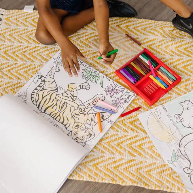 Jumbo Colouring Book Animals - Melissa & Doug