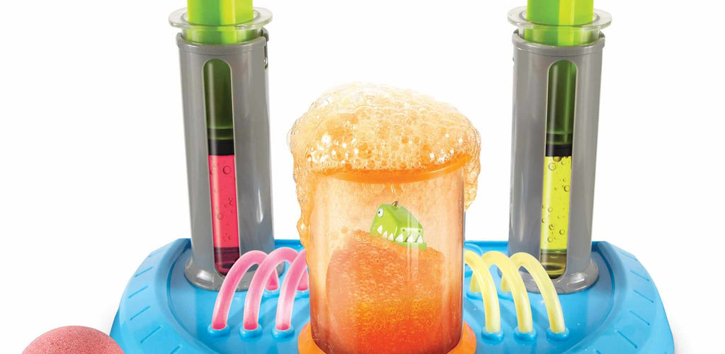 Beaker Creatures Liquid Reactor Super Lab Age 5+ Award Winning